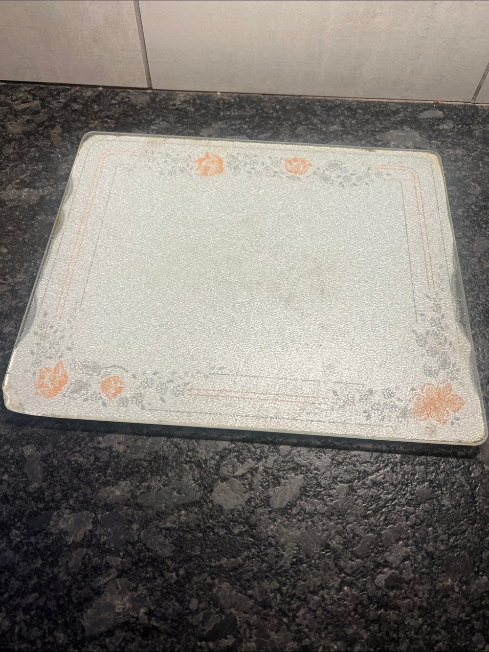 Vintage Corelle Counter Saver in Peach Floral. 11-3/4x10. Fair condition